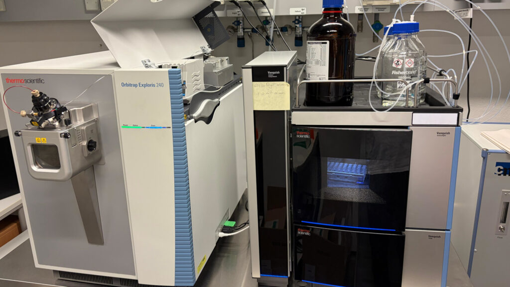 Ein Bild von UPLC-MS-System (Orbitrap Exploris 240)